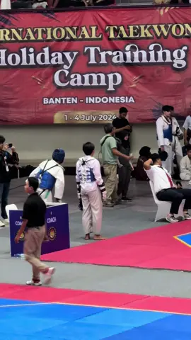 Hanya pemula di tkd🙇🏻 #masshuda22 #mashuda22 #taekwondo #psht 