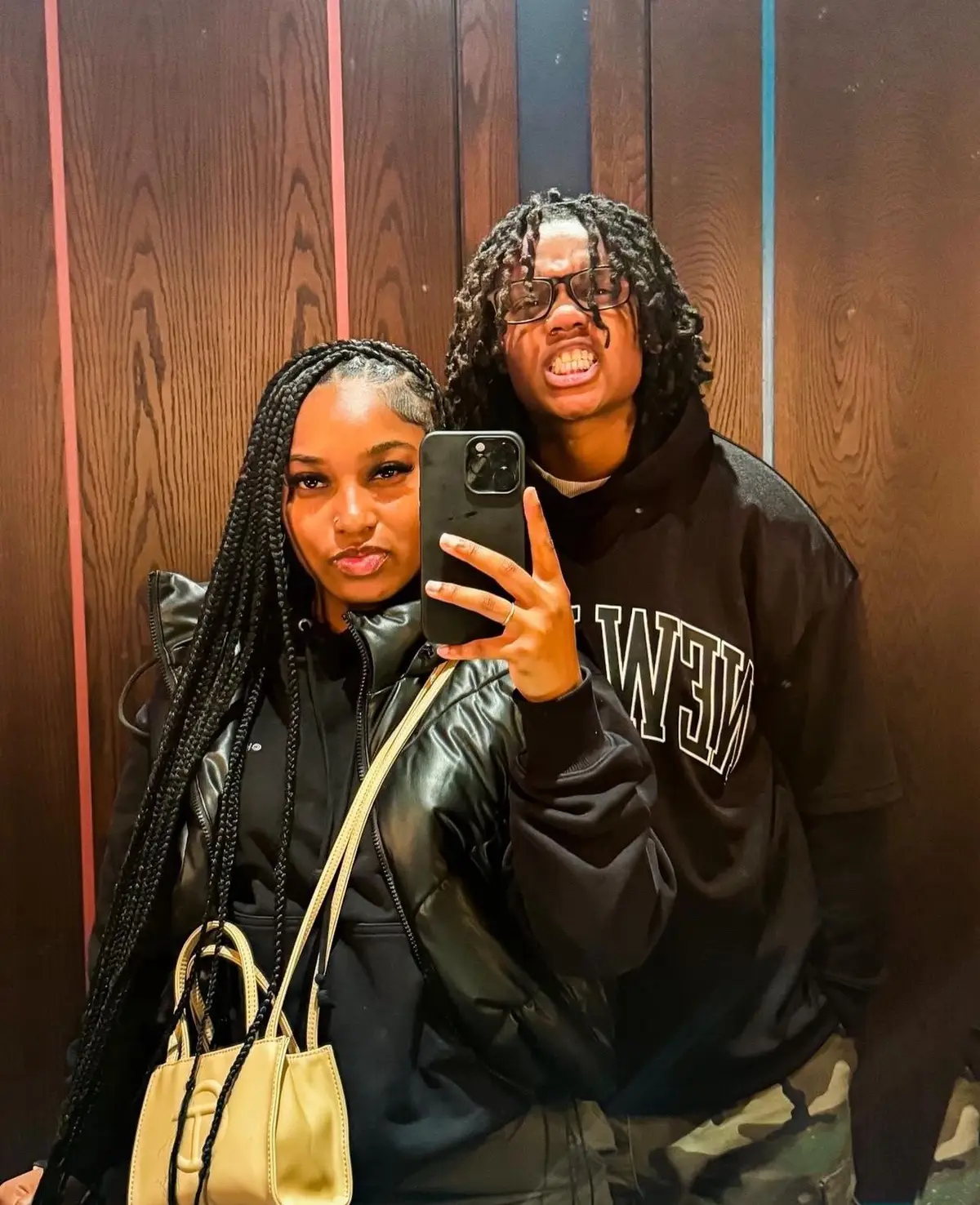 @DJ&MARI  #fypp #wlw #lgbtq #viral 