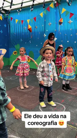 #tiktok #festajunina #dance #tiktokviral #tiktokkids #caipiramemo 
