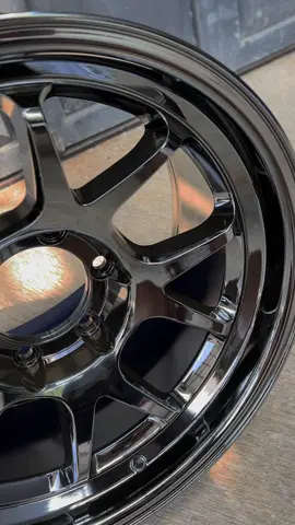 VENOM-6 Special Brilliant Colour ❤️‍🔥 // R18X9 ET0 6X139,7 #jualvelg #jualvelgmobil #ajmwheelsstore #fyp 