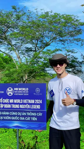 Trồng rừng 🌳 #nguyenhoangnghia #mrworldvietnam #trongrung #denvau 