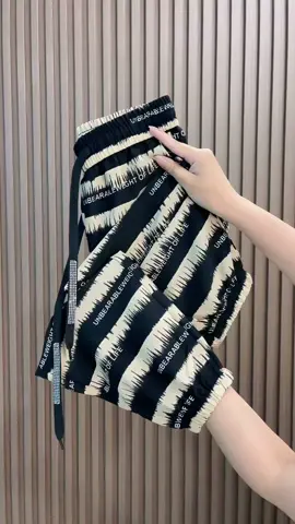 Cool pants. Patterned flower design. Casual and fashionable ❤️💗#tiktok #tiktokshop #fyp #foryou 