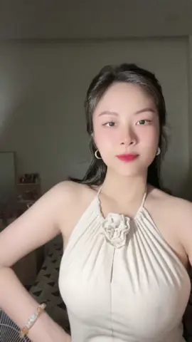 Cũng đu trend đồ ớ 🤣🤣  #xuhuong #fyp #louhoang #xuhuongtiktok 