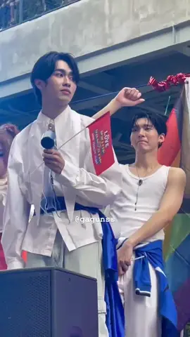 hahahah🥵 #LOVEPRIDEPARADE #loveprideparade #santapp #aou_tnbknr 