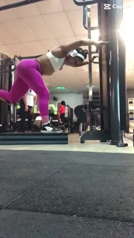 #treinodegluteosparamulheres  #gluteo  #treinofeminino  #disciplina 
