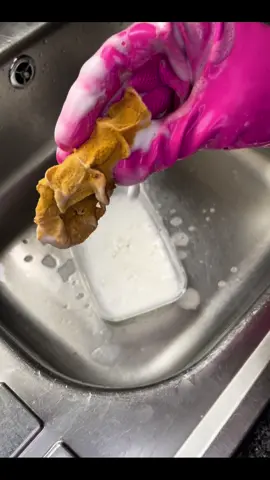 Absolute fail 🤣 I left a sponge to soak in bleach overnight. I thought with it being a thick car sponge it would be fab, apparently not 🤦🏼‍♀️😂  #fail #bleach #bleachedsponge #spongesqueezing #fyp #CleanTok #spongetok #cleantokuk 