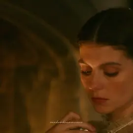 when you look at him and he's already looking at you >>>> #myladyjane #emilybader #edwardbluemel #ladyjanegrey #guildforddudley #primevideo #series #tvshows #fypシ #mustwatch #viralvideo #tvseries 