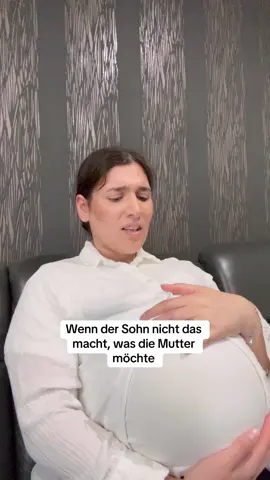 🦶 massage 🤡✨  #familie #family #fyp #viral  #schwiegermonster #schwiegermutter #fürdich 
