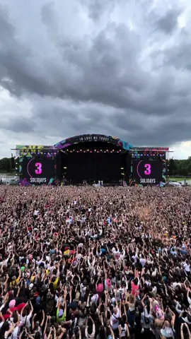 Magique. #solidays#colorparty#paris#festival