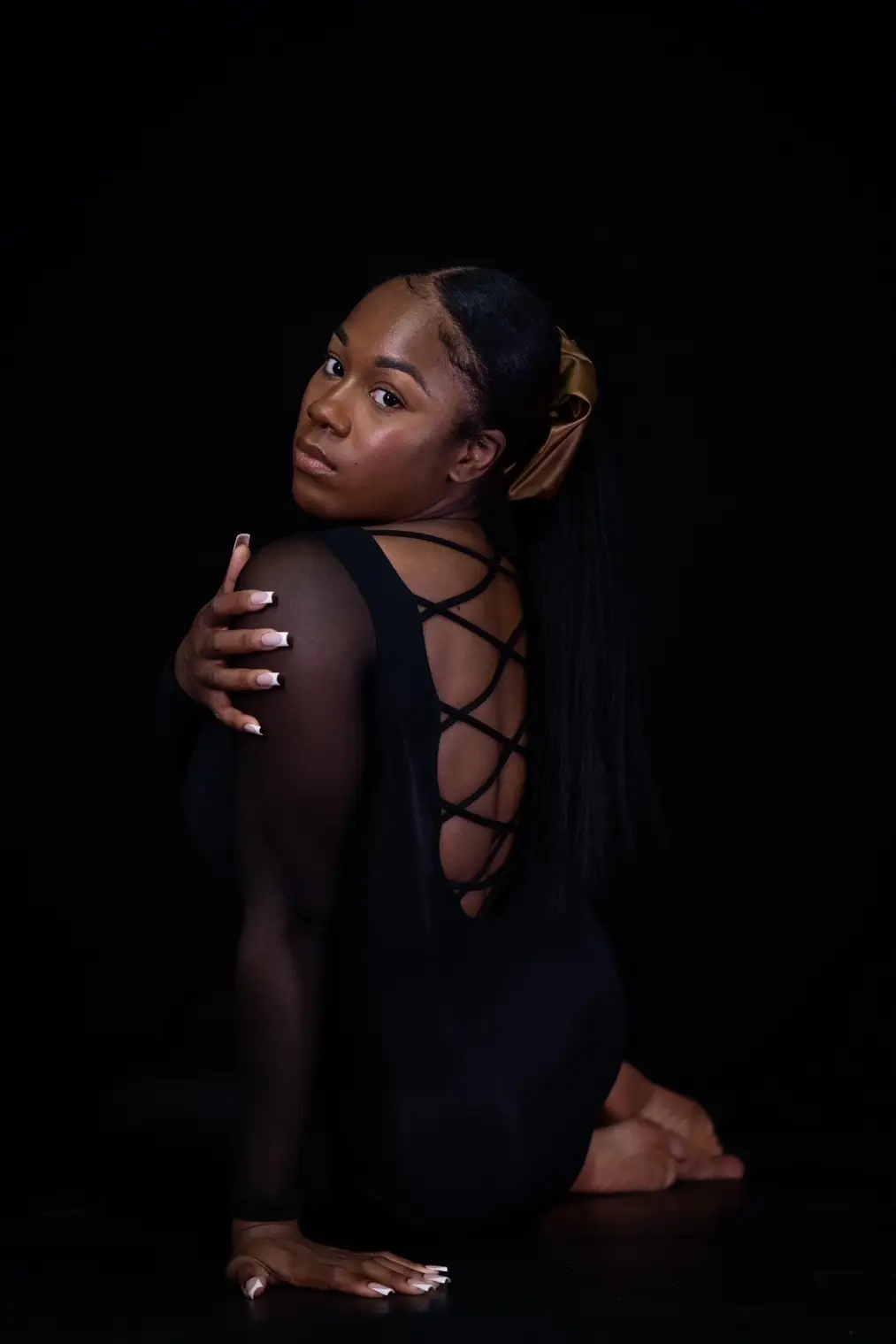 sitting pretty💕  📸: @classicvisuals21.ltd  #shoot#blackgirl#hair#ponytail#photoshoot#uk#explorepage#dance#tiktok#fyp 