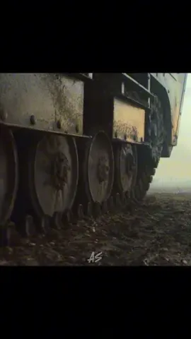 The entrance of tanks in WW1 #allquietonthewesternfront #tanks #scary #fear #worldwar1 #fyp #fypシ゚viral #viral 