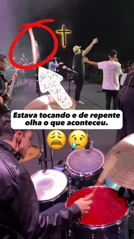 Isso ja aconteceu com vc? Comenta “sempre” 🥹😭 . . . . . #bateria #drums #fypシ #bateristas #meme #funny #jovemcristão #assembleiadedeus #drumstick #baquetaquebrou #fail 