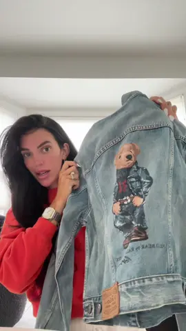 Im beyond excited over this. Im an actual child. Also the outlet has good stuff but the same prices 😩 #polo #ralphlauren #polobear #ralphlaurenpolobear #denimjacket #outletshopping #outletfind 