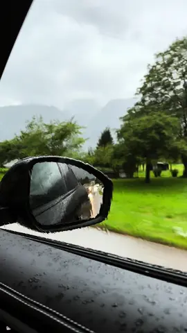 تعطر قلبي بريح المطر واستقبل الهتان ..#تصويري #النمسا #سالزبورغ #اكسبلور #capcut #بدون_موسيقى #fyp #foryoupage 