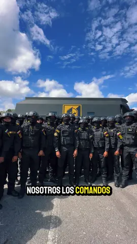 Hoy más que nunca nuestro compromiso está fortalecido en nuestra patria, en la protección de nuestro pueblo y de nuestra revolución🛡️ Comprometidos a proteger a nuestro Comandante en Jefe, Nicolás Maduro Moros y a continuar con la visión revolucionaria de nuestro Presidente Eterno Hugo Chávez🇻🇪 ¡Chávez vive, la patria sigue! #military #funcionario #comandos #venezuela🇻🇪 #venezuela🇻🇪 #vidamilitar #fanb #dgim #comando 