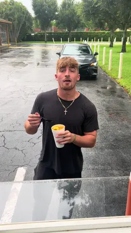 First timer caribbean chicken souse #viral #fyp #tiktok #caribbeansouseboss #viralvideos #chickensouse #florida #bestchickensouse #bestchicksouse 
