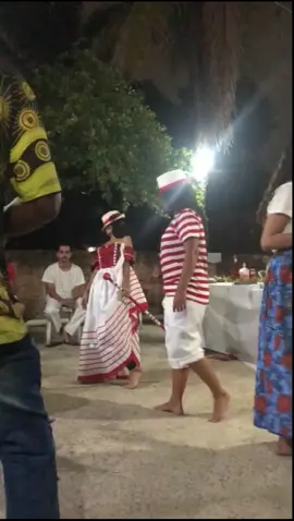 Mais um vídeo dela bem feliz dançando horrores #umbanda #candomblé #marianavalha #exu #fy#fyp #fy #foryou #foryoupage #foryoupageofficiall