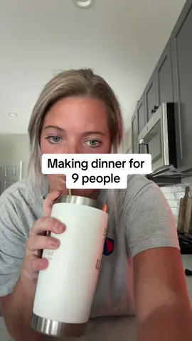 Sunday is my favorite day of the week #fyp #sahm #MomsofTikTok #cookwithme #family #familydinner #dinner #sunday #momlife #spaghetti #homemadebread 