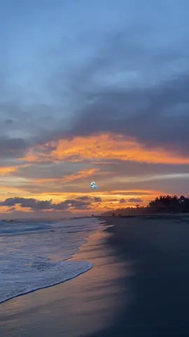 #fyp #acapulco #barravieja #kevincarbajal quiero alguien que se atrevaa💆🏻🧡