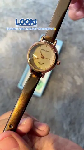Under 100rb‼️ Jam tangan KOOLEY Aesthetic Glossy cantik banget 🥹🦋🤍 Yang lagi nyari jam tangan diameter kecil ini sangat rekomendasi✨ 🙌🏻 @Kooley Watch #jamtangankooley #jamtanganwanita #kooleywatch #rekomendasijamtangan #tiktokaffiliate #fyp #foryourpage 