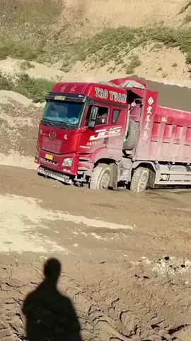 China Dump Trucks #xetai #chinatruck #ho_truck #truck 