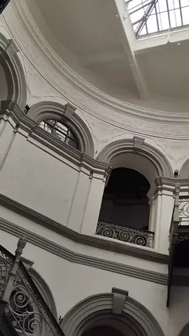 #ဝန်ကြီးများရုံးထဲကခမ်းနားလှတဲ့လှေကားကြီး#♥️♥️♥️♥️♥️ #♥️♥️♥️♥️♥️ #ခင်ရင်အသဲပေးသွား😍😍😍 