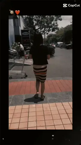 #မခ်စ္သင့္တဲ့သူထဲနင္ထိပ္ဆံုးက.မလြမ္းသင့္တဲ့သူထဲနင္ထိပ္ဆံုးမွာ🙂#ေနာက္လဲမလာပါနဲ႔လာလဲမေနာက္ပါနဲ႔😇 #ျမင္ပါမ်ားပီးခ်စ္ကြၽမ္းဝင္ေအာင္လို႔🤒🖤 #မင္းခ်စ္ရင္မင္းေကာင္မေလးဘဲ🙈❣️🐻 