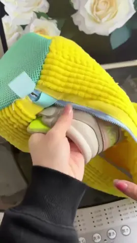 Keep your kicks clean and fresh with our shoe laundry!😎 #sneakerclean #shoecare #shoewashingbag #cleantools #homeimprovement #washingbag #cleanshoes #shoelaundrybag 