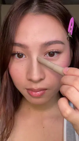 YOU need this 🥹 it looks so natural and just melts into the skin making it look like shadow 🥹😍 #contourstick #peripera #fyp #makeup @Peripera Philippines 