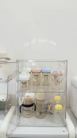 Sắm tủ để bình mới để có động lực mua thêm bình cho em bé.  Tủ xinh xỉu mấy bà ơi.  #mechulday #mevabe #mebimsua #unbox #tubinhsua #xuhuong #fypシ゚ 