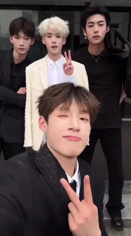 #pangbowen #liujialiang #hanwenxu #wenyuzhou #xh #douyin #china #viral #f4 