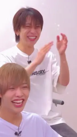 椅子から立ちあがって涙が出るほど笑うゲラな大河も愛おしいよねん🫶🏻🩵🩵🩵 #IMP #IMP_Tube #鈴木大河 #佐藤新 #基俊介 #影山拓也 #松井奏 #横原悠毅 #椿泰我 #