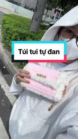 Còn nhiều màu trong giỏ hàng của tui í, tuy rẻ nhưng bỏ công đan là món quà trở nên ý nghĩa hơn nhiều các ông ạ #tuitudan #danlen #tuilen #handmade 