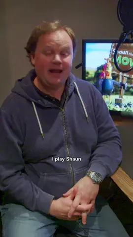 Get nostalgic with this clip of the legend that is Justin Fletcher showing how he brings Shaun to life! (Footage courtesy of StudioCanal) #shaunthesheep #fyp #shaunocarneiro #shaundasschaf #ひつじのショーン 