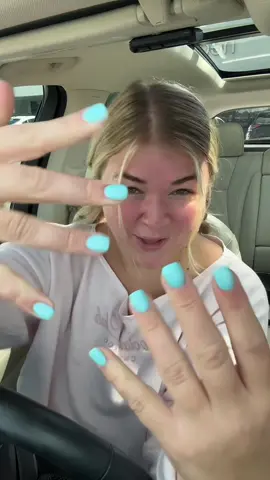 Literally only got blue nails to use this sound lol 