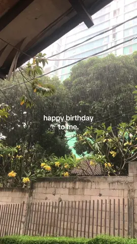 tepat dimana tgl 2 juli, aku berumur 20tahun, doa tahun ini hanya berusaha untuk perbaiki diri dan lebih dekat lagi dengan allah. #fyp #trending 