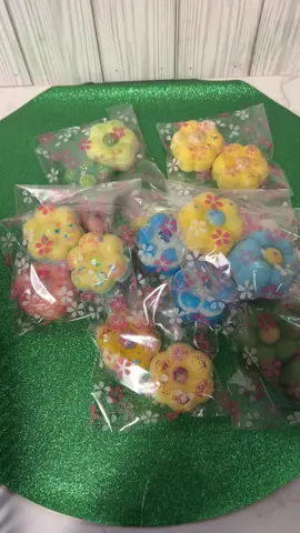 #whatsreyouwaitingfor #try our #daisy #waxmelts available on #tiktokshop #kykycandleco #waxmeltbars #offordable #shopsmallbusiness 