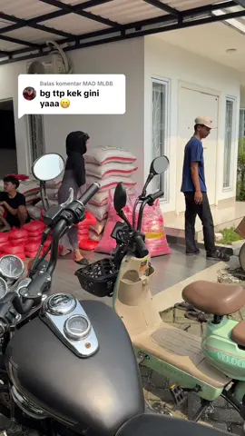 Membalas @MAD MLBB 2 ton beras tiap bulan nya insyaallah untuk mereka yang membutuhkan, semoga bulan besok bisa 10 ton🥹