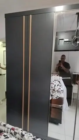 Guarda roupa, Led Absolut new reflecta grafite!  #montagemdemóveis #Guardaroupaclassico #montadordemoveis #baixada013 #blessed
