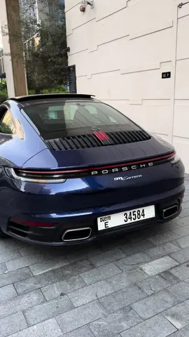 CRAZY DİSCOUNT 😱 PORSCHE 911 Carrera 🏎️ RENT YOUR DREAM CAR 🇦🇪 #dubai #porsche #porsche911 #dubai_____ #dubailifestyle 