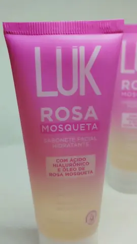 Sabonete facial LUK Rosa mosqueta com ácido hialurônico ✨✨✨ Juntos, esses ingredientes proporcionam uma limpeza suave, mas eficaz, deixando a pele macia, nutrida e com uma sensação de frescor duradouro. ✨✨ #maquiagem #maquiagemtutorial #skincare #makeup #maquiagemtiktok #lisa #vinijr #copaamericana #foyor #selecaobrasileira #foyoryoupage #gabigol #saopedro #paqueta #paratins #julho #cajueiroseco 