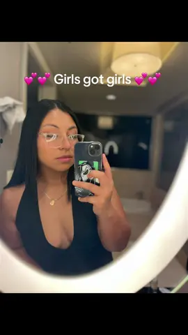 Teamwork 🩷💕  You got me, i got you 🫶🏻 Lets get to 10k  #10k  #foryou #viral 