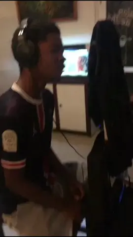 On vous offre cette vibe qui vous fera lover un peu🔥 sur le song de Dan Wilson(Gadji) en feat avec moi même et @hamxton⭐️ #gadji#tiktokgabon🇬🇦tiktok #fypシ゚ 