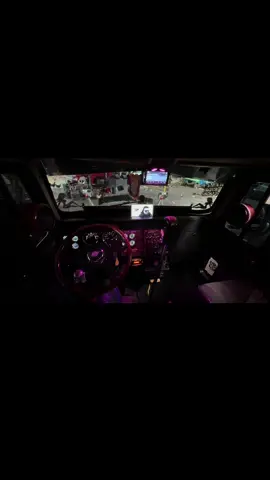 #lostemerarios #guatemala🇬🇹 #fypage #moustrosdelasfaltovip🚦🇬🇹🔰 #sequeteamo #transmarbella #portablesdelujo #camionesdevolteo🇬🇹🇬🇹🇬🇹 #busesdeguatemala❤️🇬🇹 #cummins_power #eliaschamale1 #viralvideo #sacalemasdisel 