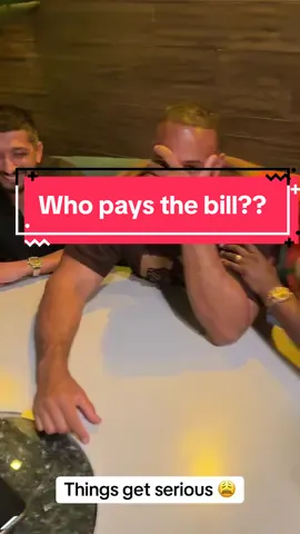 Oh my we done it agaun foe the secind time in one day 😩😂 Tap Roulette x 2  Who pays the bill?  #taproulette #whopays #yianni #yiannimise 