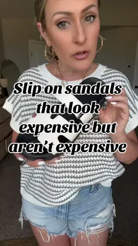 The perfect summer slip on sandals, that looks expensive but they are not expensive! #summersandals #SummerFashion #tiktokshopfinds #foryou #sliponshoes #ttsacl 