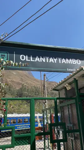 ESTACIÓN OLLANTAYTAMBO ,Cusco,Perú 🇵🇪 #ollantaytambo #estacionollantaytambo #perurail #incarail #vallesagrado #urubamba #incas #cusco_peru🇵🇪 #cusco #fy #fyp #viral #tiktok #tiktokcusco #tiktokperu #cuscoperu 