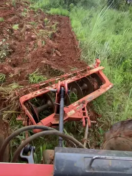 #tiktok #kubota6040🚜 #လူငယ်ဘဝလူငယ်လိုမနေရ #သူများလိုမချမ်းသာတော့မျက်နှာငယ်ရတာပေ့😔 #ထွန်စက်သမားလေးပါဗျ🥰 #fpyシ 