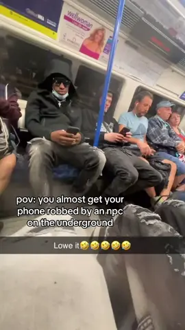 goofy ahh😂🤦🏾‍♂️  #fyp #train #underground #london #relatable #viral 