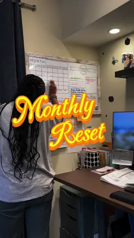 plan, prepare, proceed, pursue…Let’s get to it 🤑  #newmonthreset #july #monday #firstofthemonth #reset #planning #planningtime #planner #motivation #newgoals #goalsetting